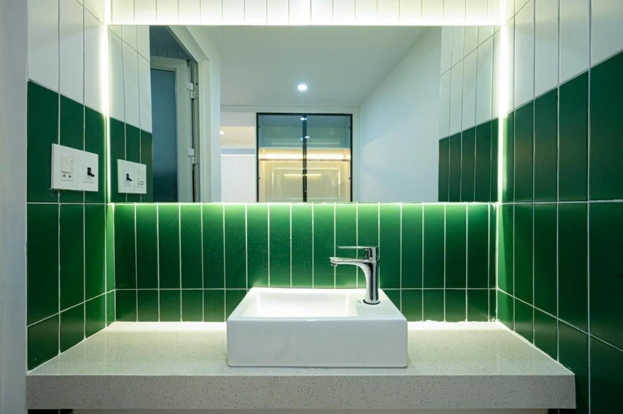 Q Hotel & Apartment Han Market דה נאנג מראה חיצוני תמונה